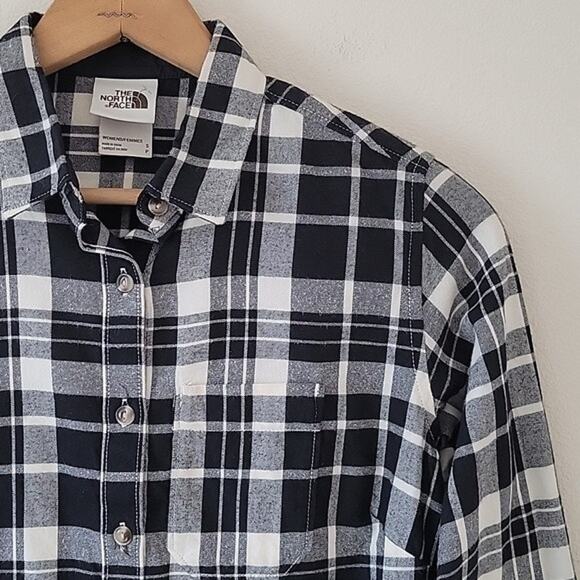 The North Face Black Plaid Berkeley Button Down Shirt Size Small S - Picture 2 of 6